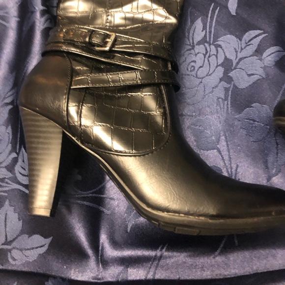 LifeStride women's dressy tall black faux alligator boots size 7 - Picture 2 of 16